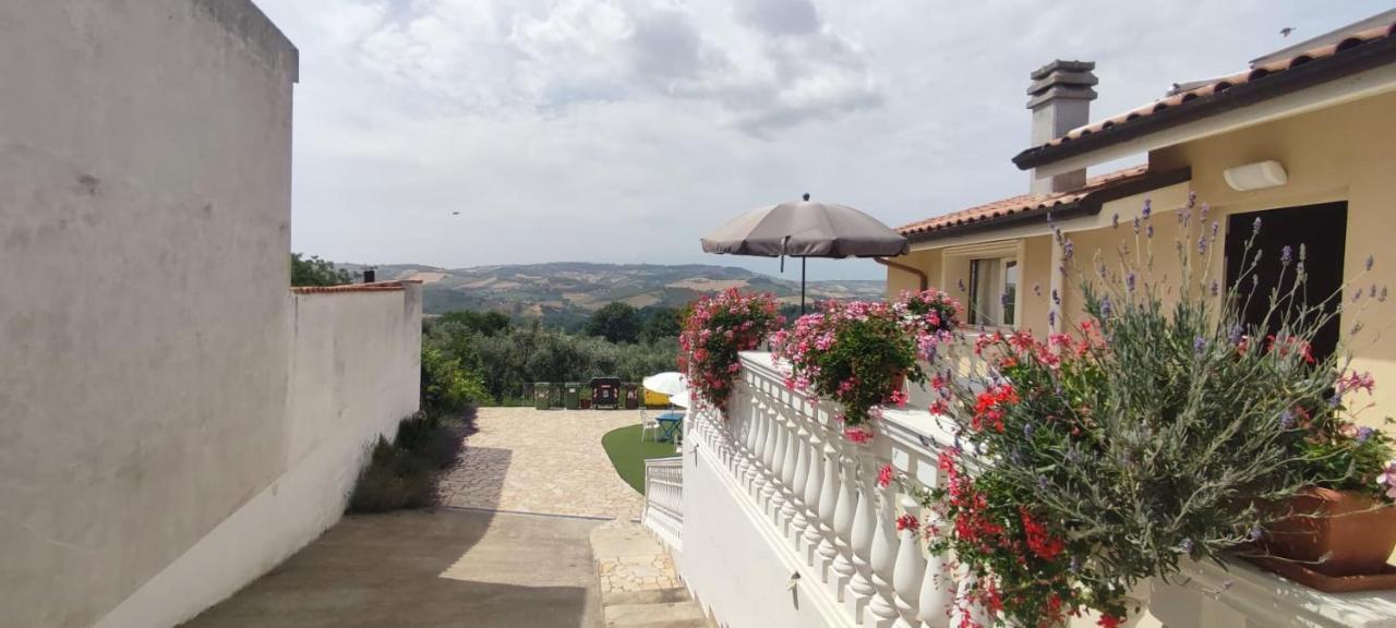 Anthos Casa Vacanze Sant'Omero Luaran gambar