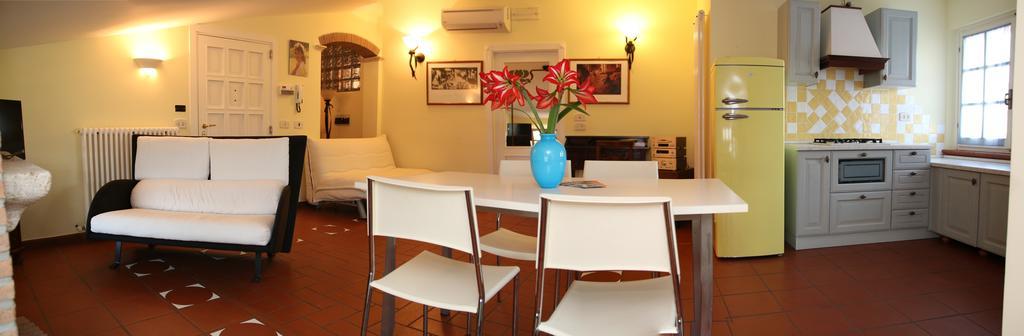 Anthos Casa Vacanze Sant'Omero Bilik gambar