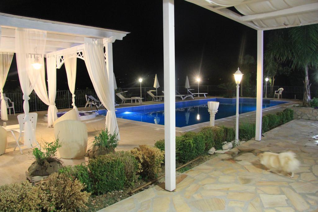 Anthos Casa Vacanze Sant'Omero Luaran gambar