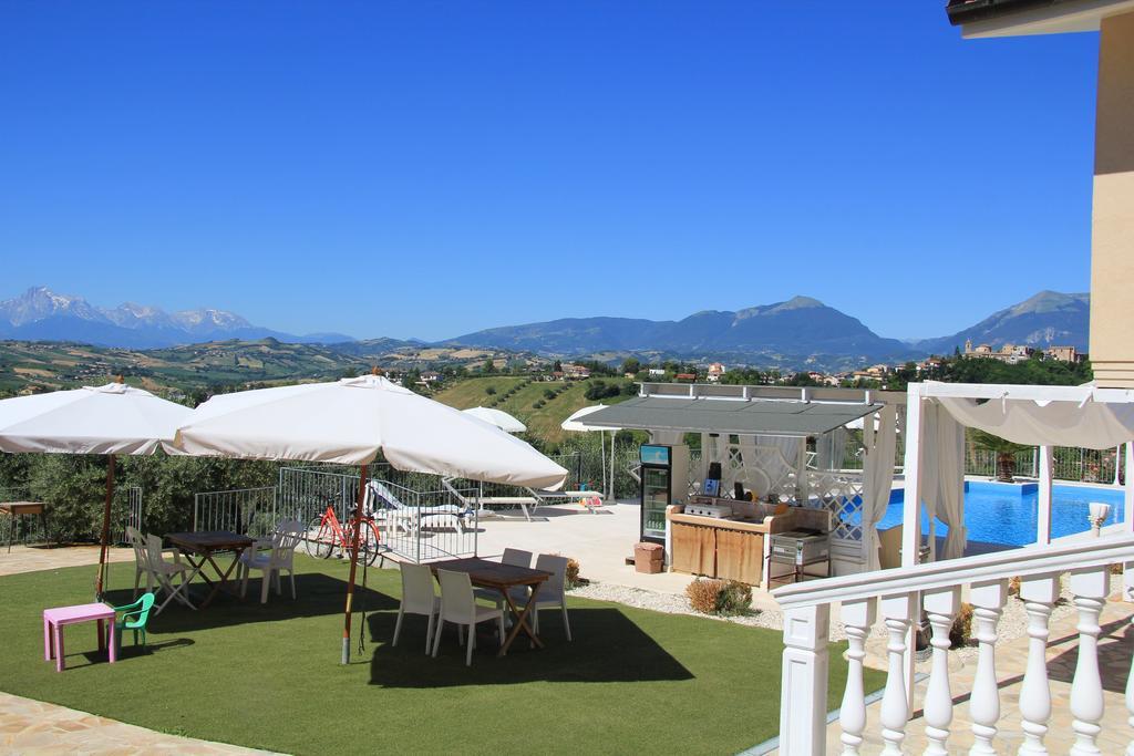 Anthos Casa Vacanze Sant'Omero Luaran gambar